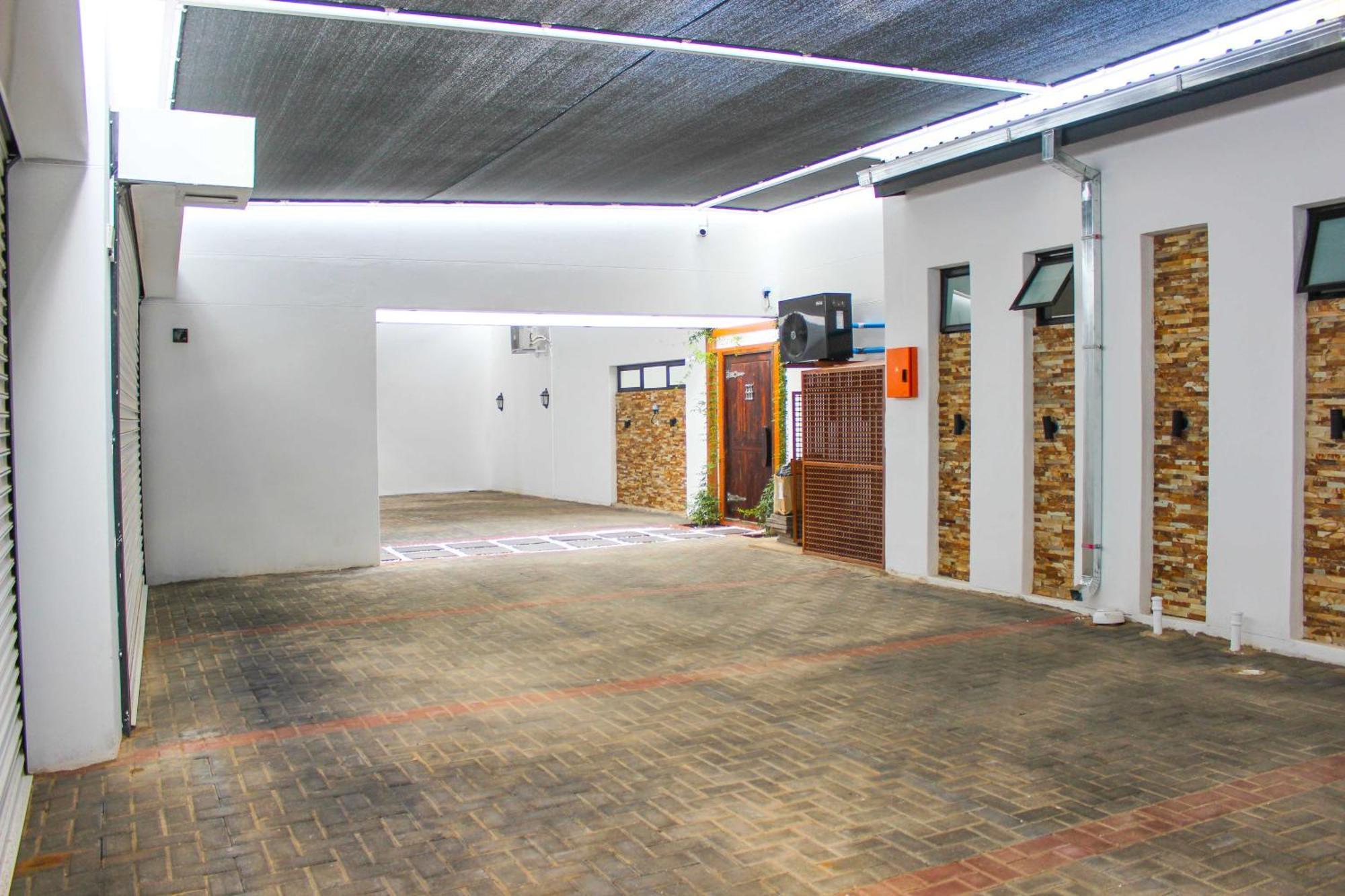 Deluxe Residence - Windhoek Exterior foto